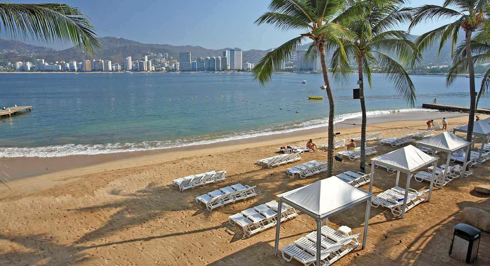Ritz Acapulco All Inclusive Kültér fotó View of the beach